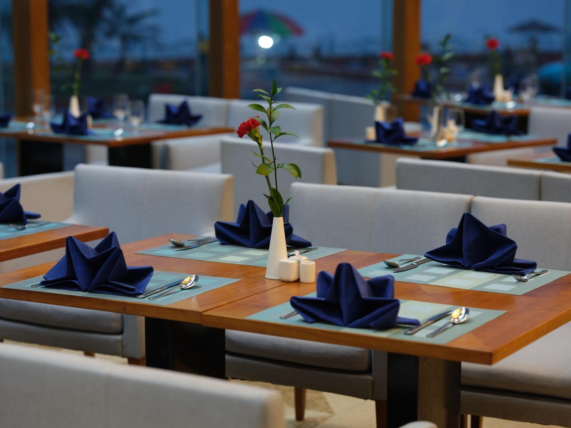Wyndham Legend Halong Ha Long Exterior foto