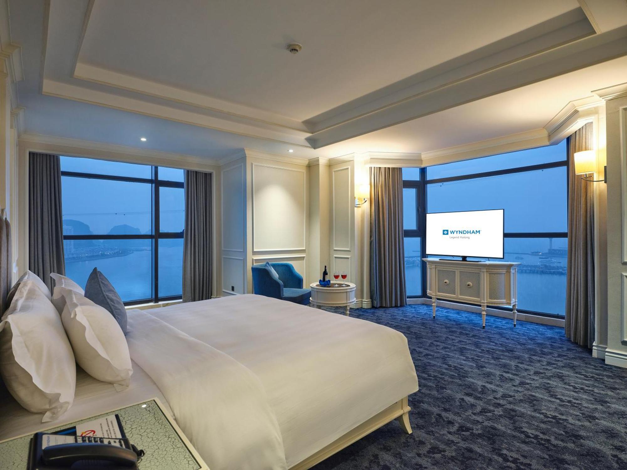 Wyndham Legend Halong Ha Long Exterior foto