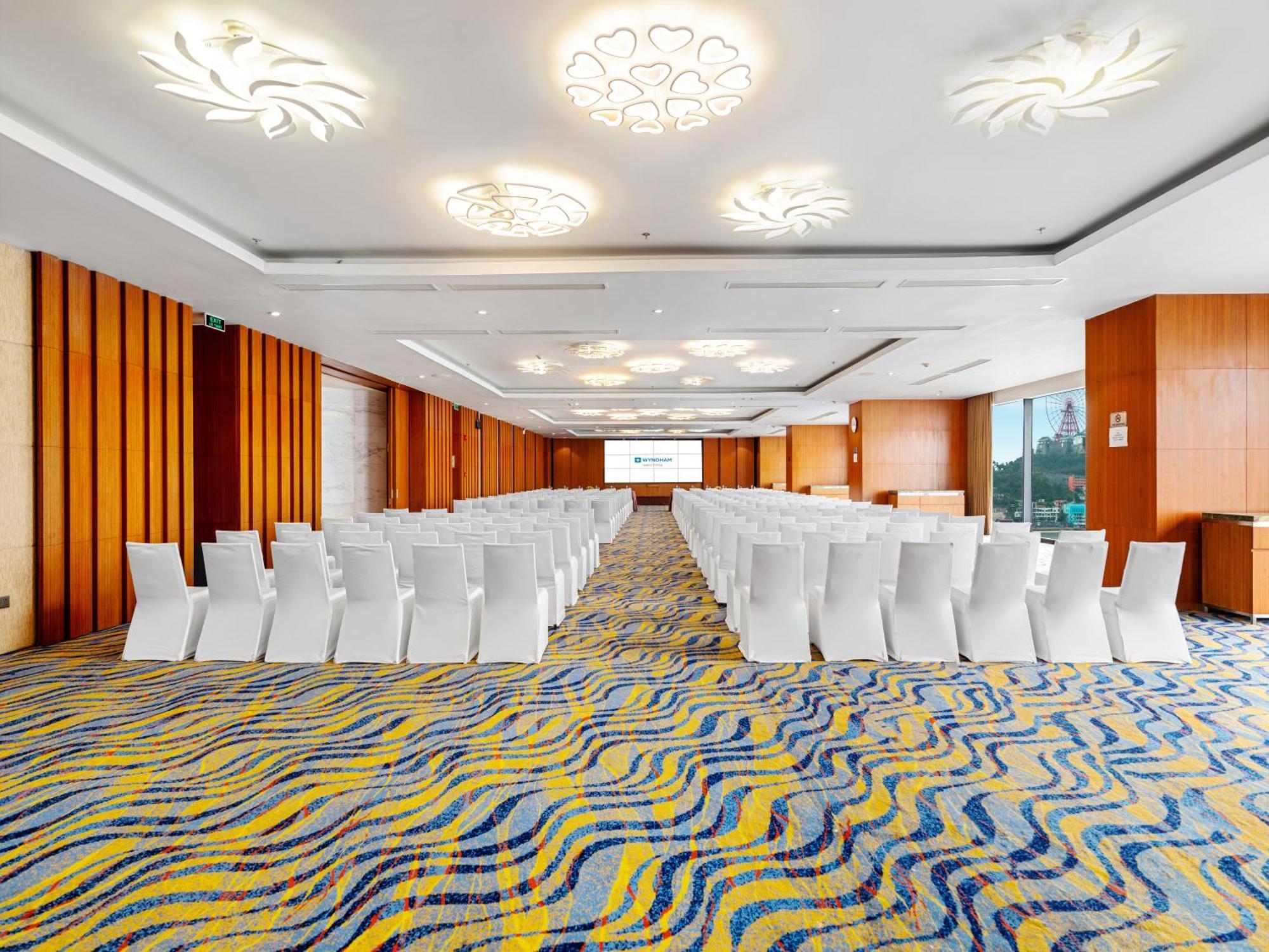 Wyndham Legend Halong Ha Long Exterior foto