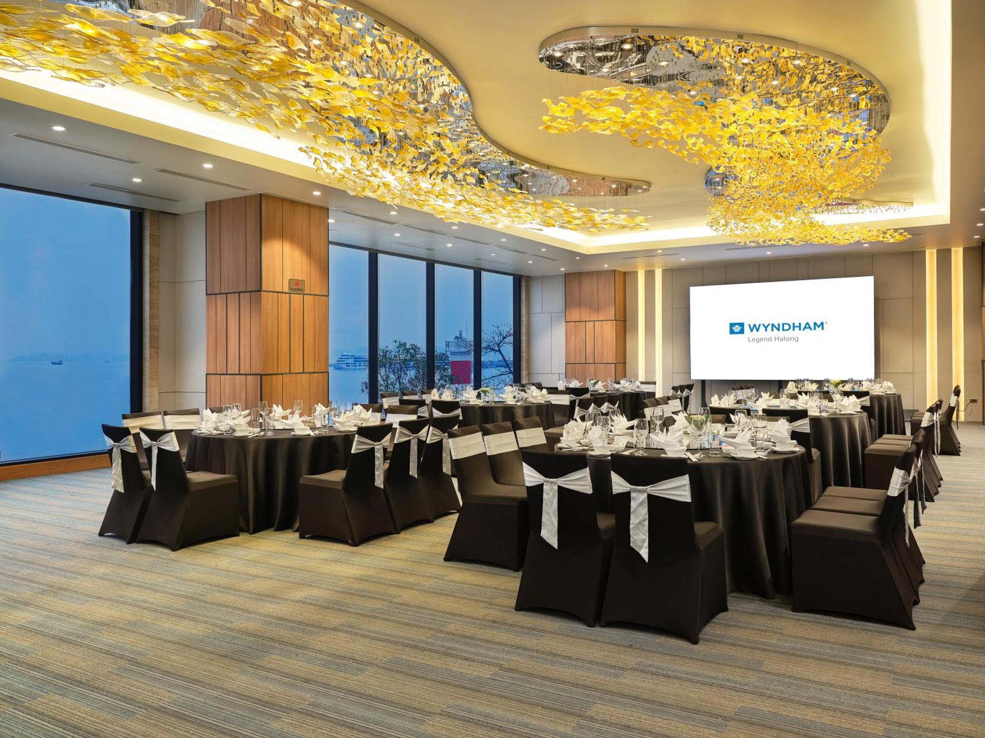 Wyndham Legend Halong Ha Long Exterior foto